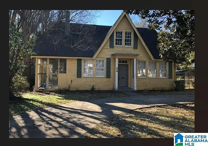 Cozy Montgomery Home with Spacious Yard and Peaceful Surrounding