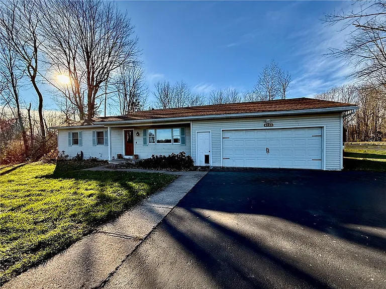Peaceful Upstate NY Ranch on Nearly Three Acres — 4735 Farnsworth Rd, Marion