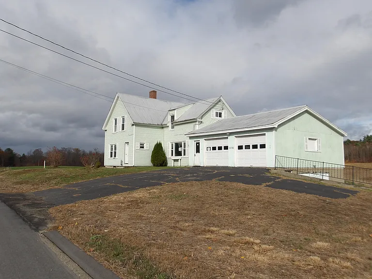 Charming New England Home in Peaceful Livermore Falls