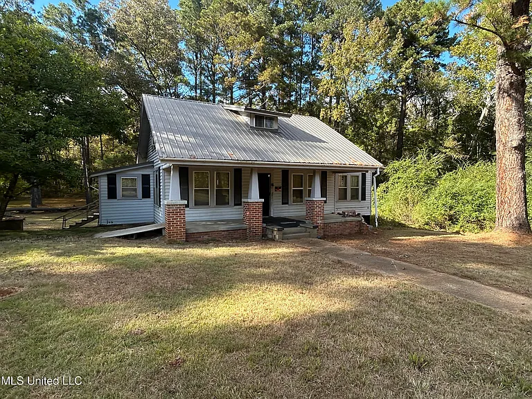 Country Retreat with Open Views and Endless Possibilities, Mississippi