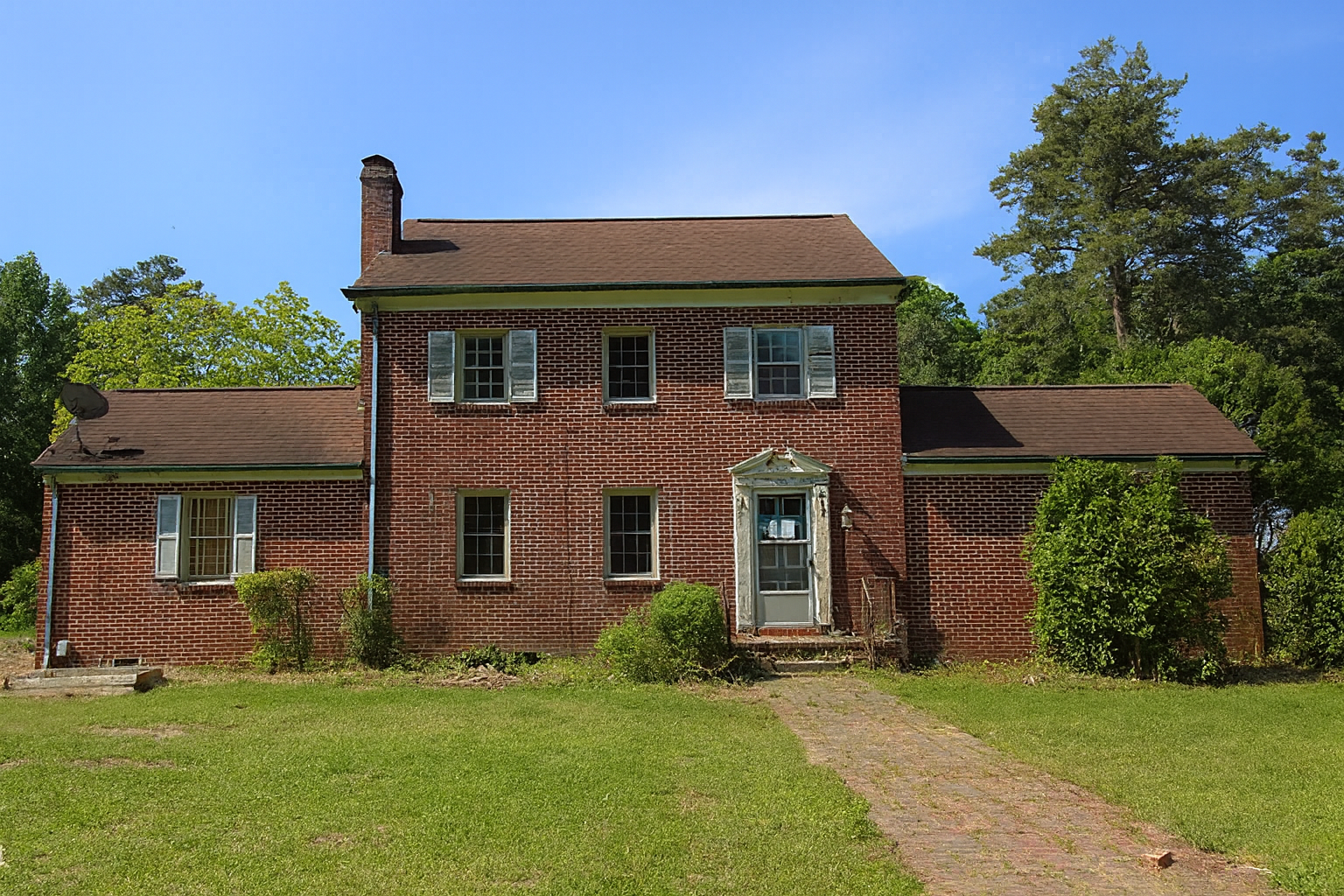 Woodland Retreat with Spacious Grounds and Classic Character