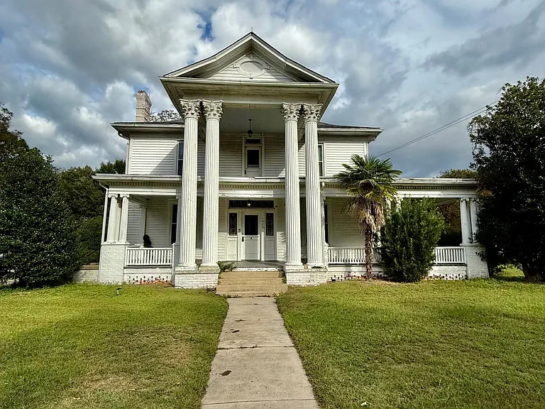 Elegant Neo-Classical Home with Modern Comforts in Bethel, NC