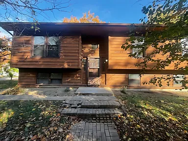 Cozy Raised Ranch with Endless Potential in Ingleside
