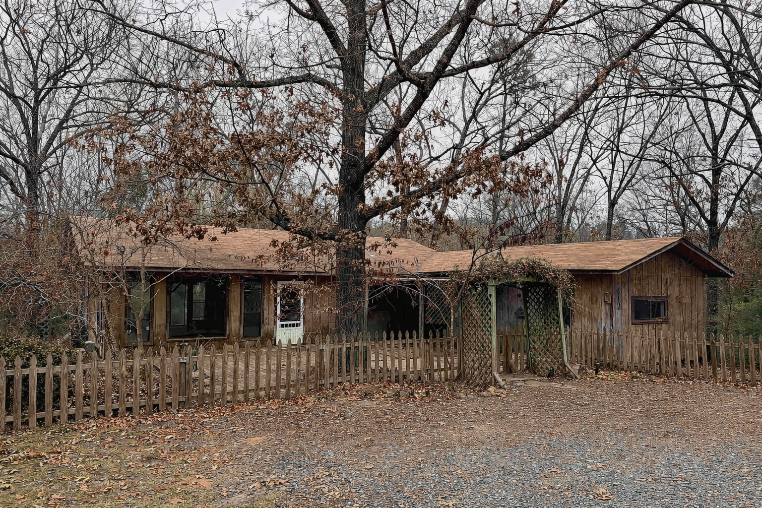 Charming and Spacious Home in a Quiet Heber Springs Neighborhood