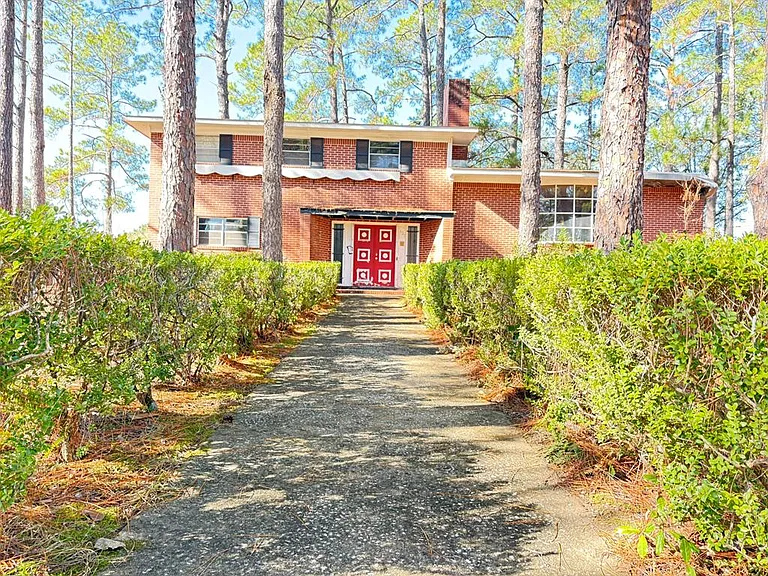 Spacious Classic Home With Strong Investment Potential in Albany