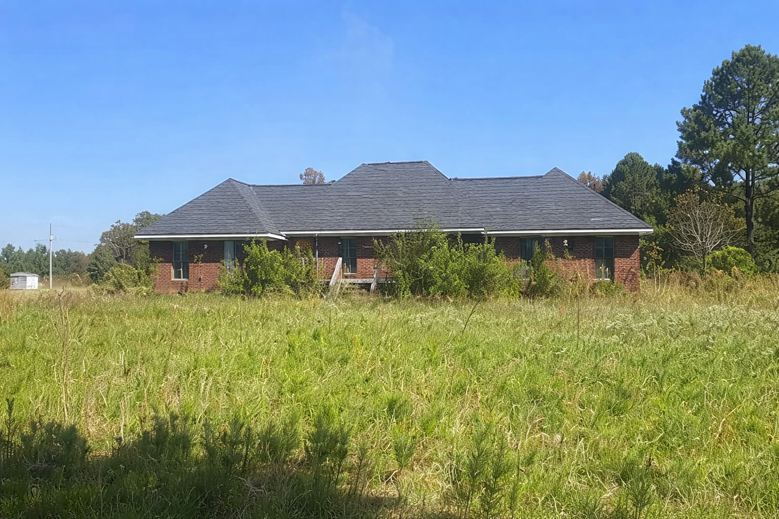 Quiet Country Living Along NC Highway in the Heart of Pembroke