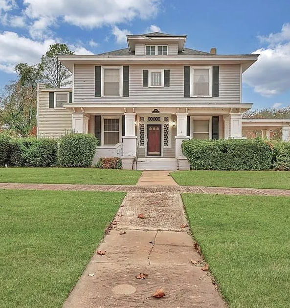 Classic Small-Town Home Offering Space, Warmth, and Enduring Appeal