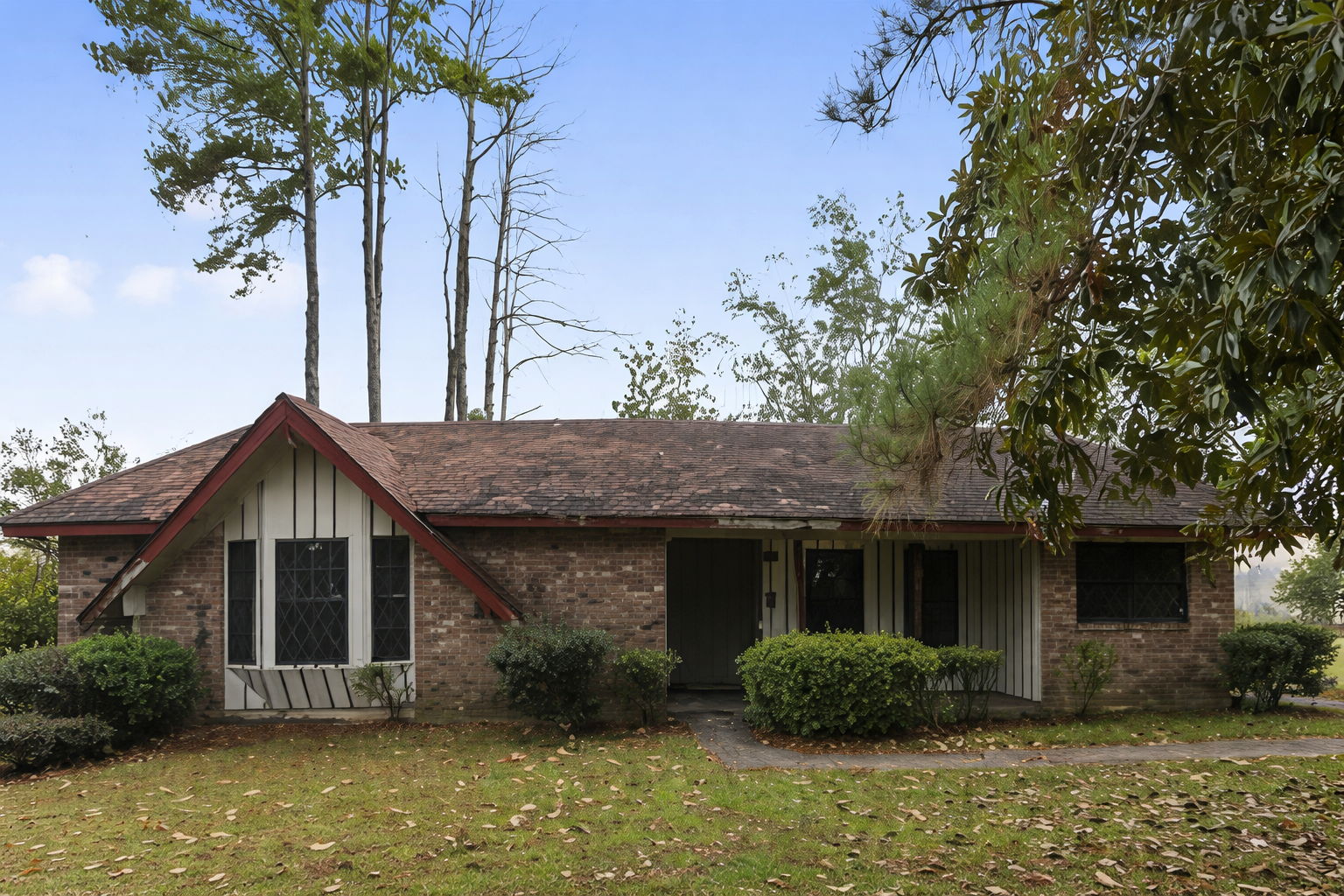 Family Home Offering Space, Privacy, and Opportunity in Jackson