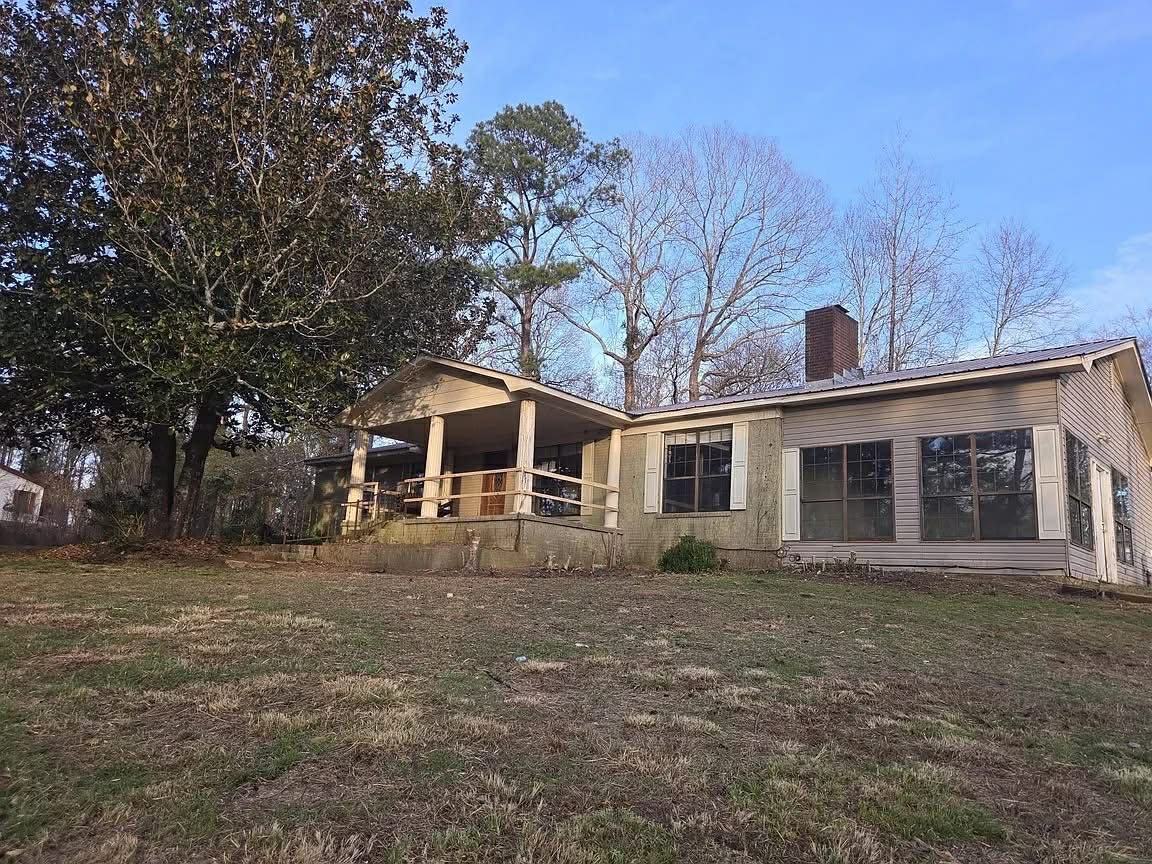New Opportunity: Spacious 3-Bedroom Home with Room to Expand