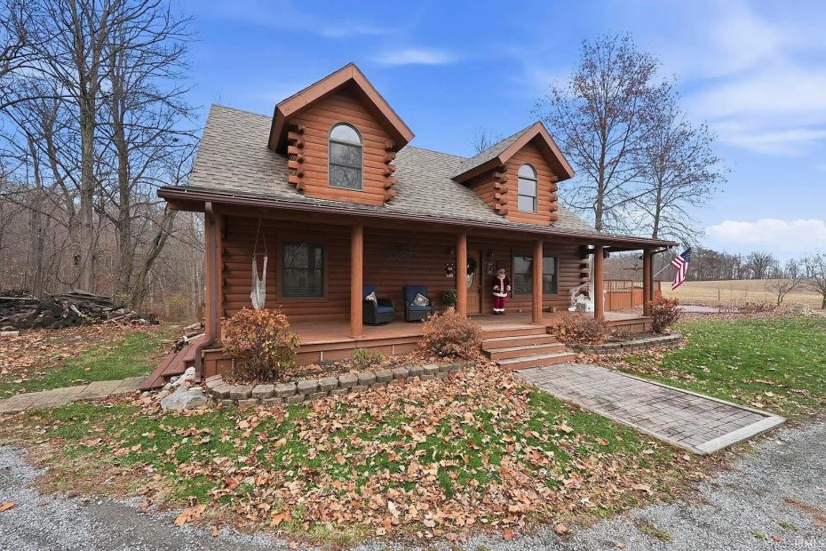 Charming Log Cabin on 27.65 Acres in Butler, Indiana