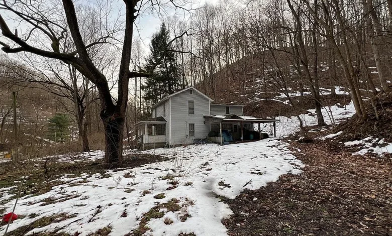 Large 4-Bedroom Residence with Incredible Potential