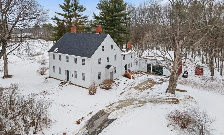 Timeless Estate on 124 Acres