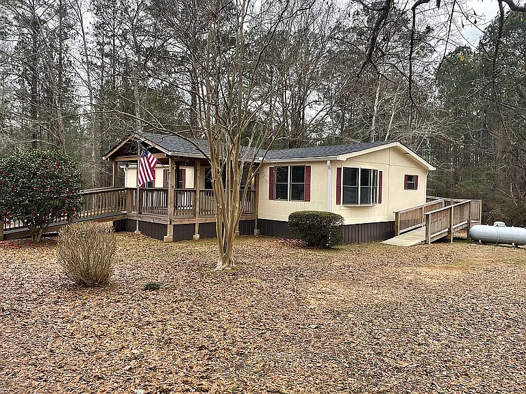 Charming Retreat in Lanett, Alabama with Spacious Outdoor Living