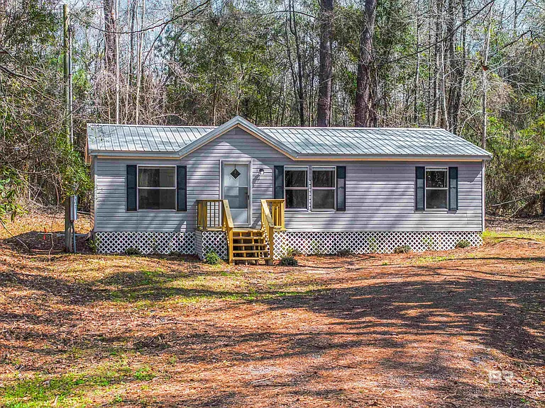 Country Home with Spacious Land and Peaceful Rural Setting Near Bay Minette