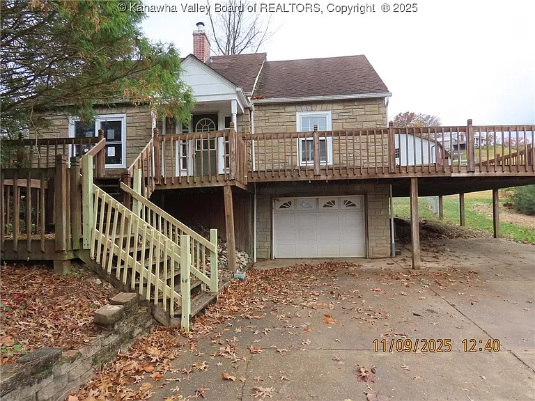 Inviting Family Residence in Quiet Cross Lanes Neighborhood