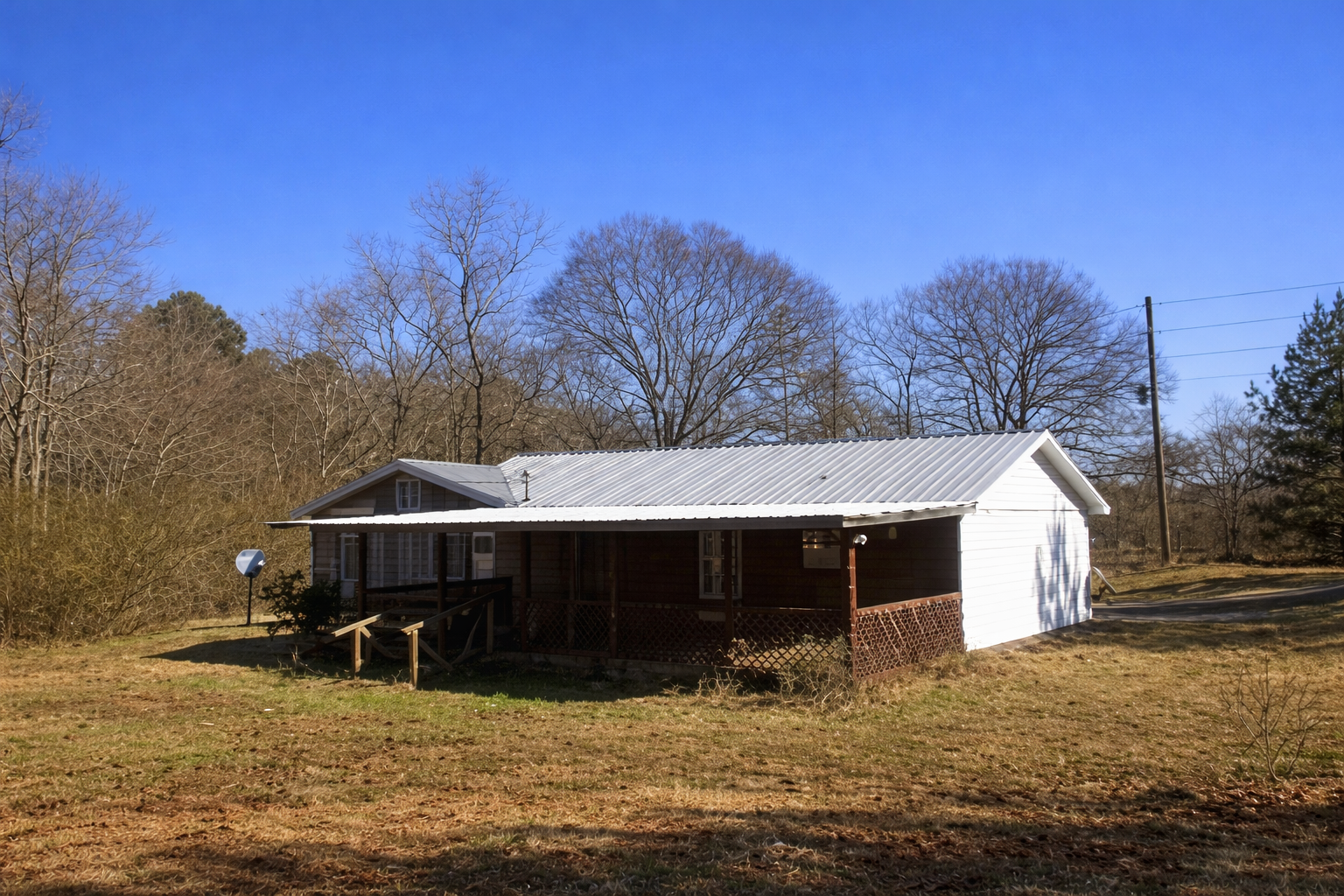 Charming Rural Property Near Carthage, Mississippi