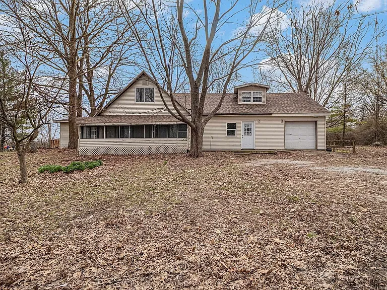 Spacious Monticello Country Home with Multi-Use Potential