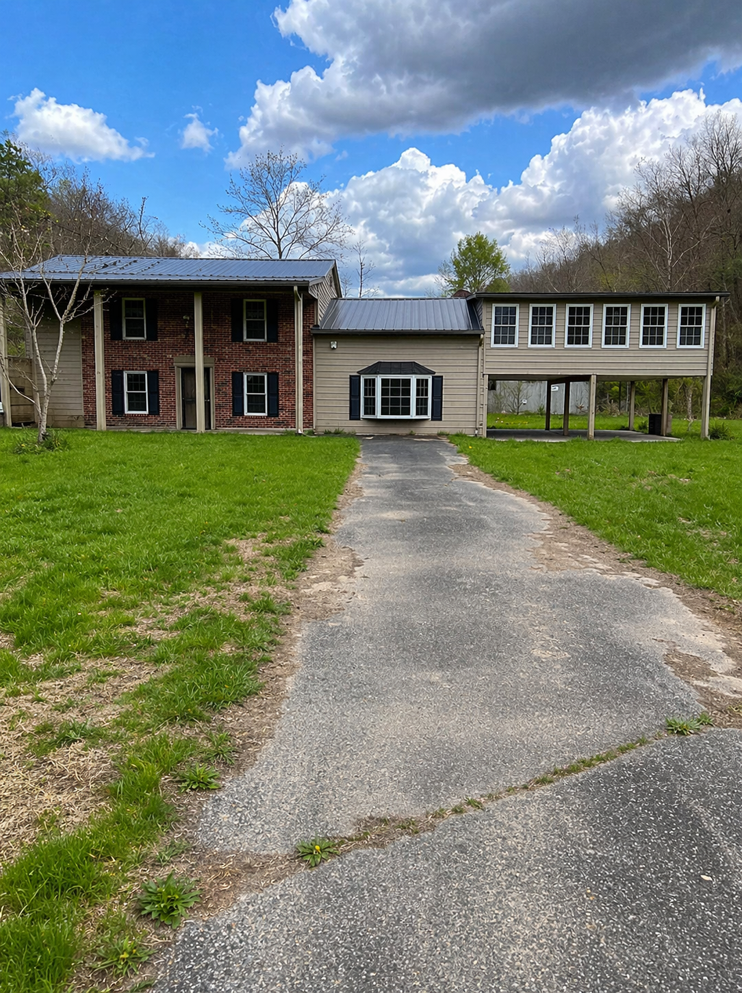 Brick Home with Yard and Renovation Potential in Neon, Kentucky
