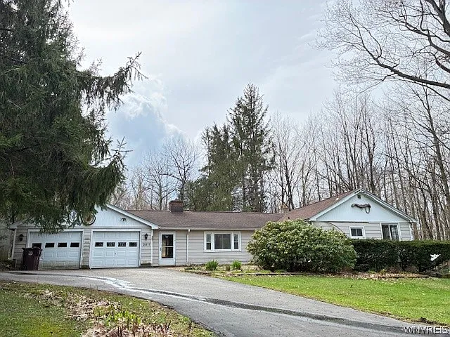 Country Home with Rural Charm in Eden, New York