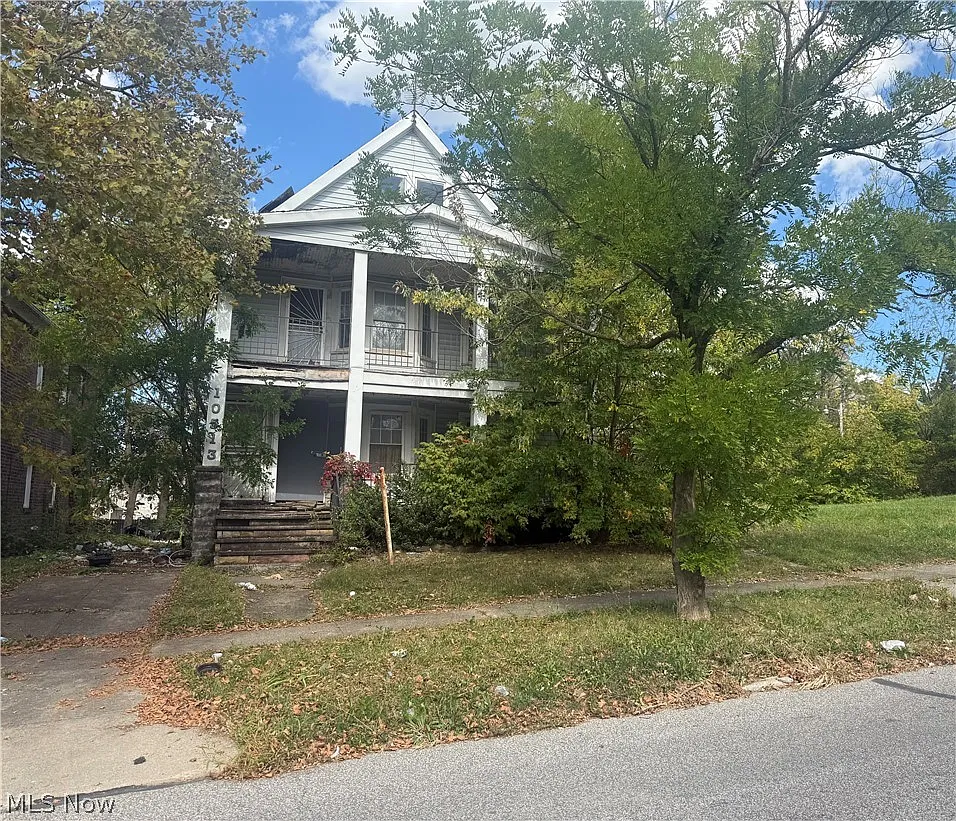 Spacious Cleveland Duplex with Strong Investment Potential