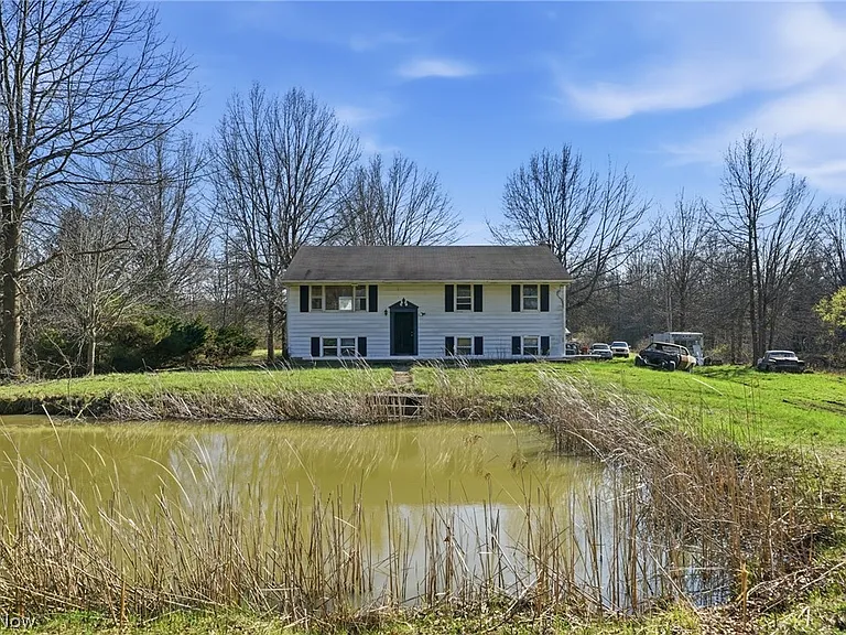 Rural Diamond Retreat with Acreage and Endless Possibility