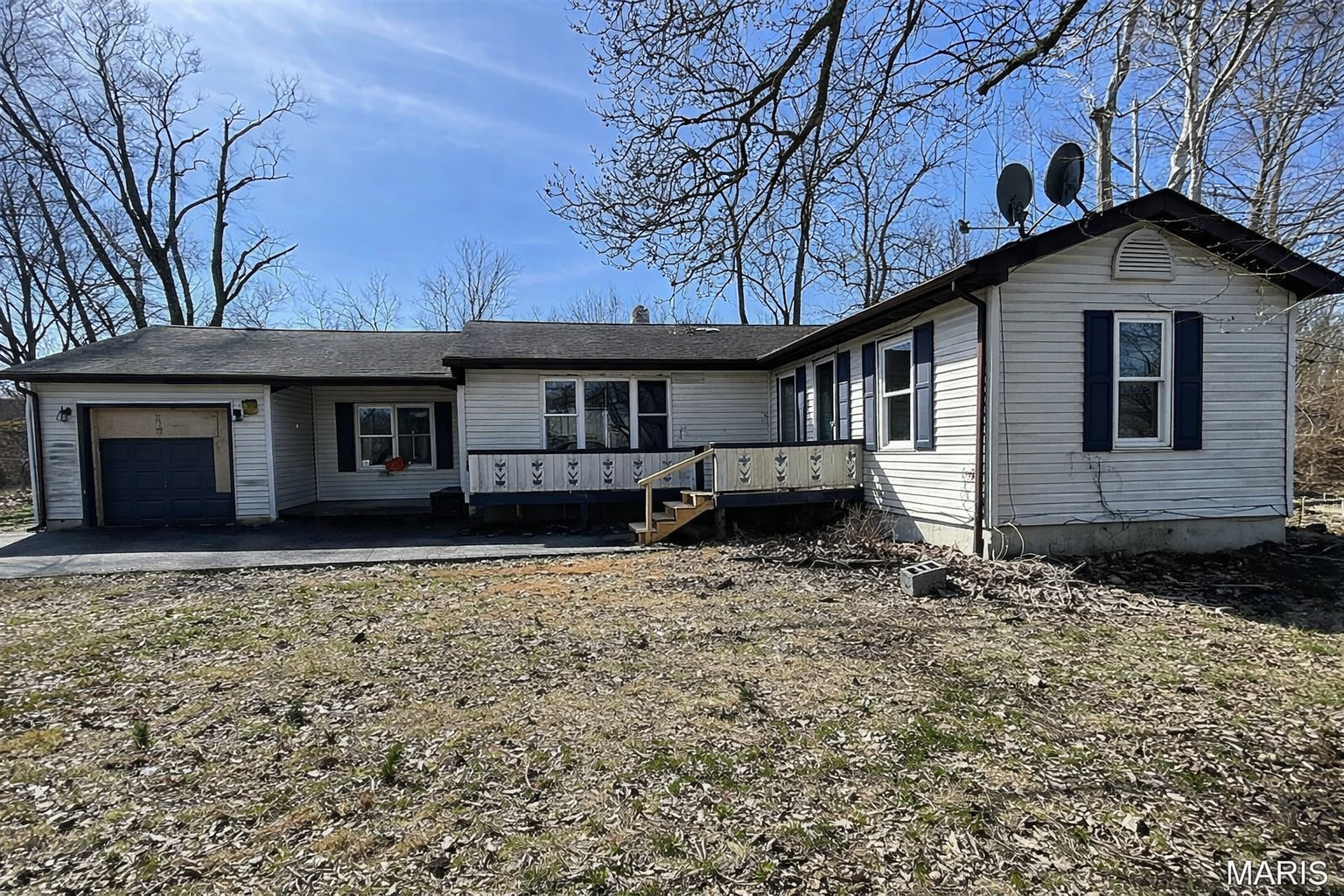 Country Ranch Opportunity in Collinsville, Illinois