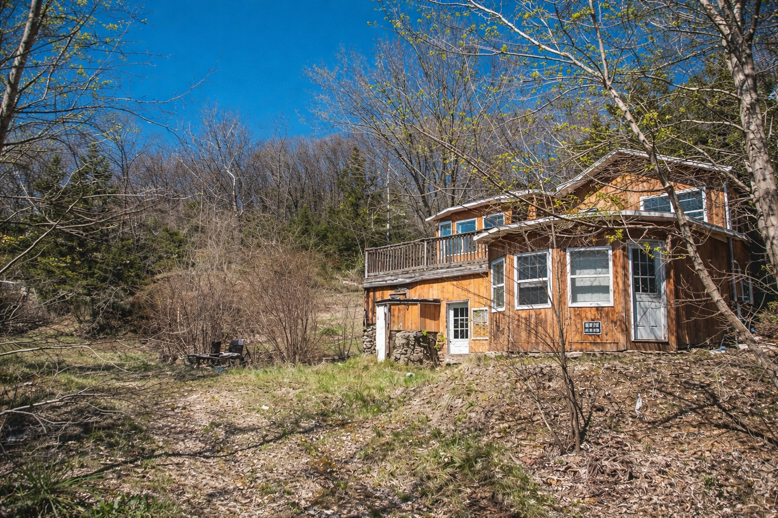 Rural Fixer-Upper Retreat in Saint James, Missouri