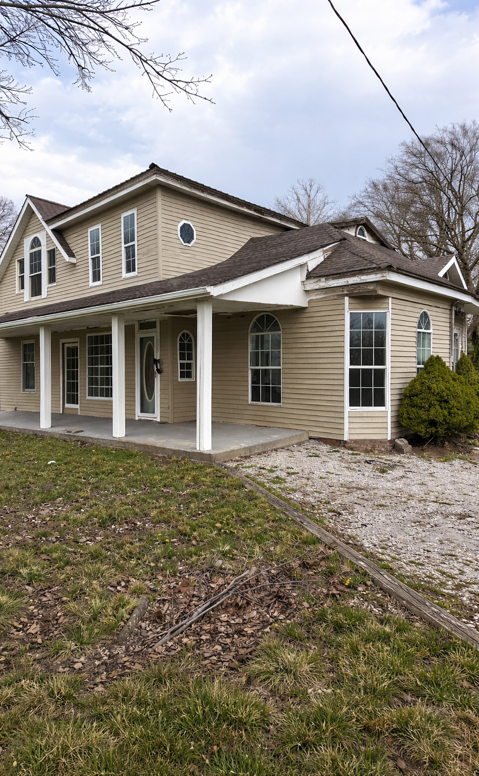 Fixer-Upper Opportunity in Sweet Springs
