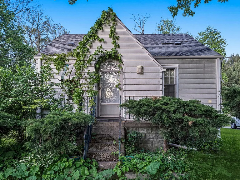 Private Hobart Property With Land, Space, And Strong Renovation Potential