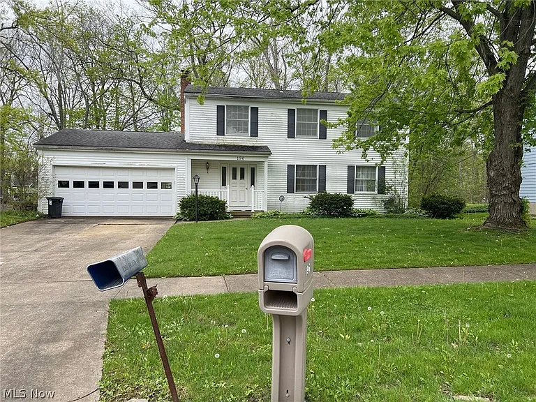 Aurora Home With Great Potential in a Residential Setting