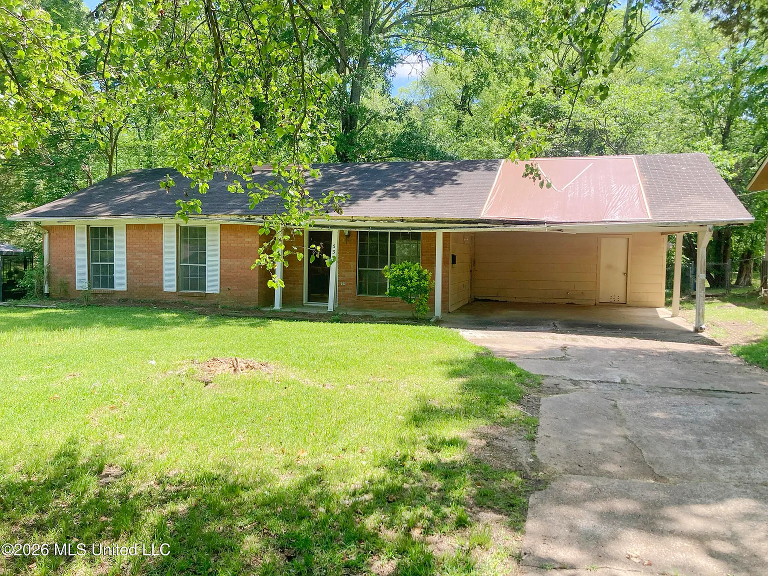 Single-Family Home with Strong Potential in Jackson