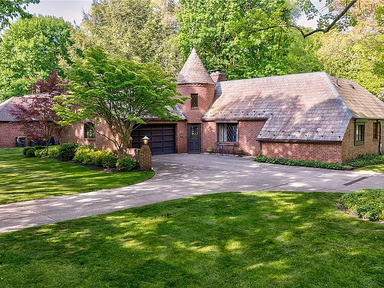 Charming Akron Home With a Warm and Inviting Feel