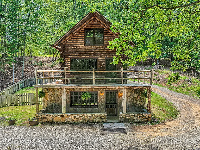 Charming A-Frame Log Retreat in Roanoke Setting