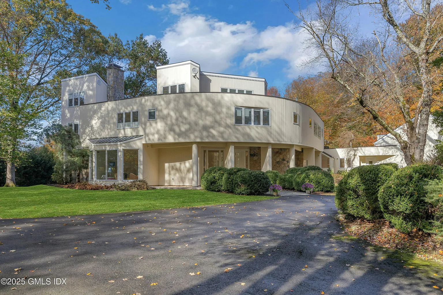 Luxury Contemporary Estate in Greenwich