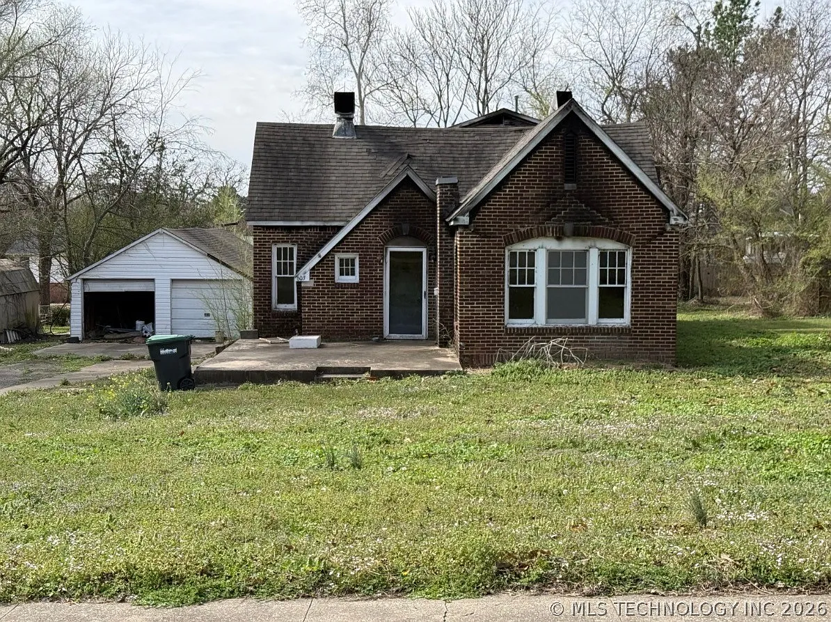 Charming 1930s Home with Historic Character in Tahlequah