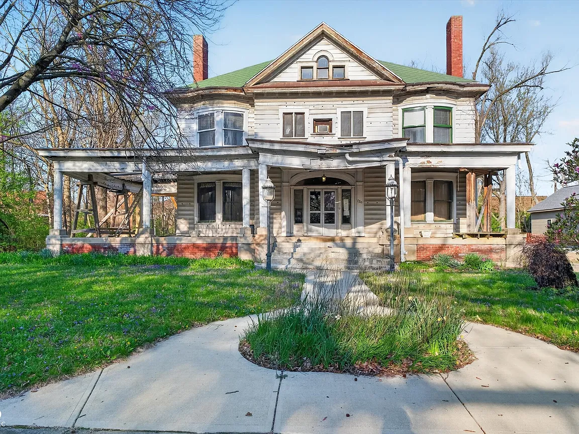 Grand Early 1900s Home in the Heart of Woodruff Place