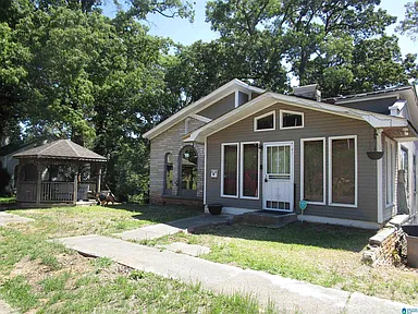 Birmingham Home With Renovation Potential and Investment Opportunity