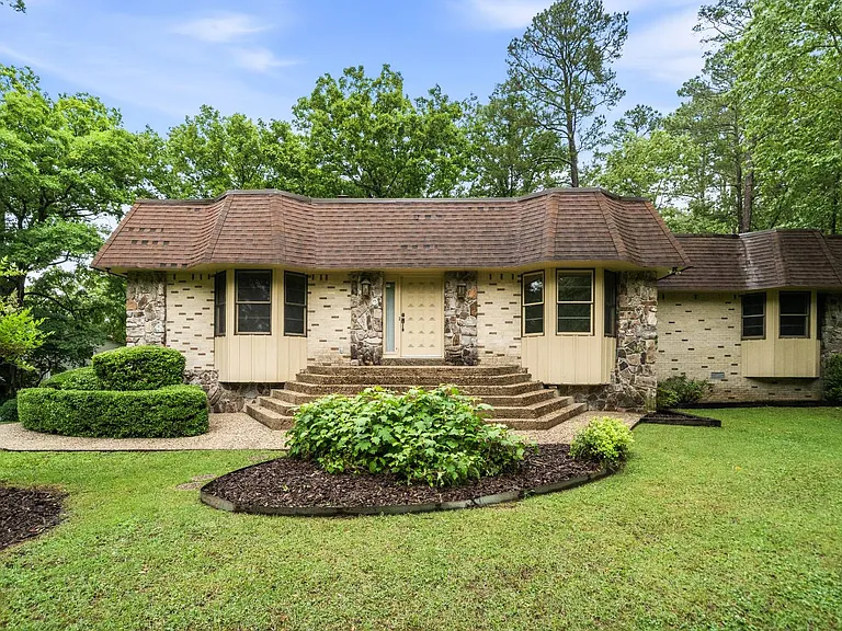 Classic Hot Springs Home