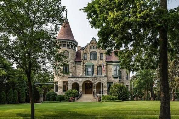 The Castle on Cass Street
