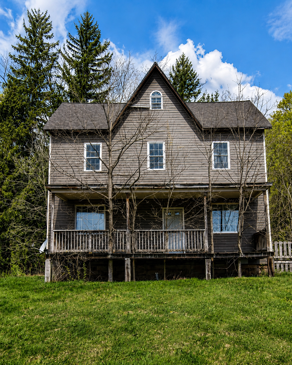 Stoystown Renovation Home with Strong Potential