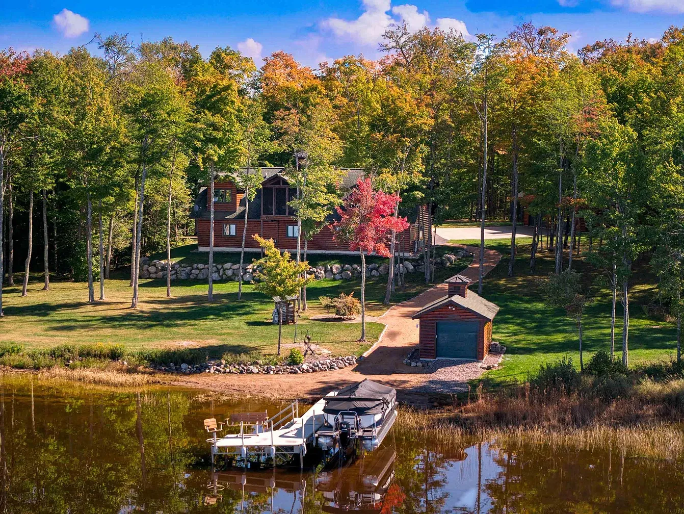 Private Northwoods Lake Retreat