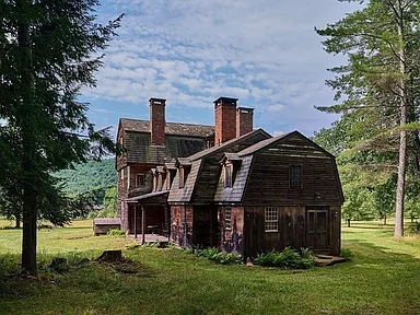Private Charlemont Country Estate