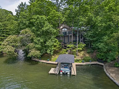 Peaceful Hot Springs Village Retreat